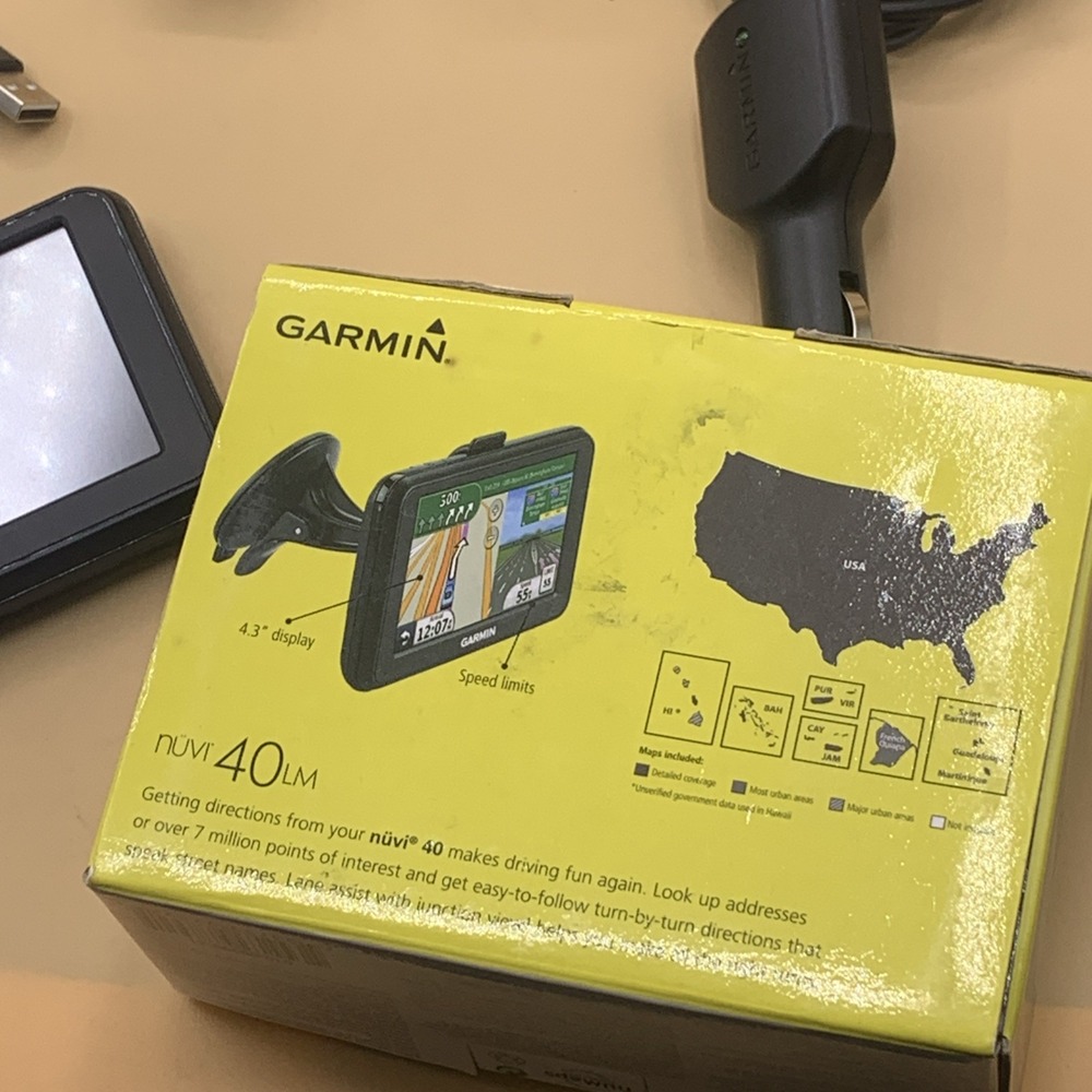 Garmin Nuvi 40LM 4.3-inch Portable GPS Navigator System Maps - Picture 6 of 6